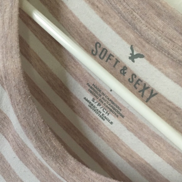 American Eagle Soft and Sexy Tee - S - Picture 2 of 2